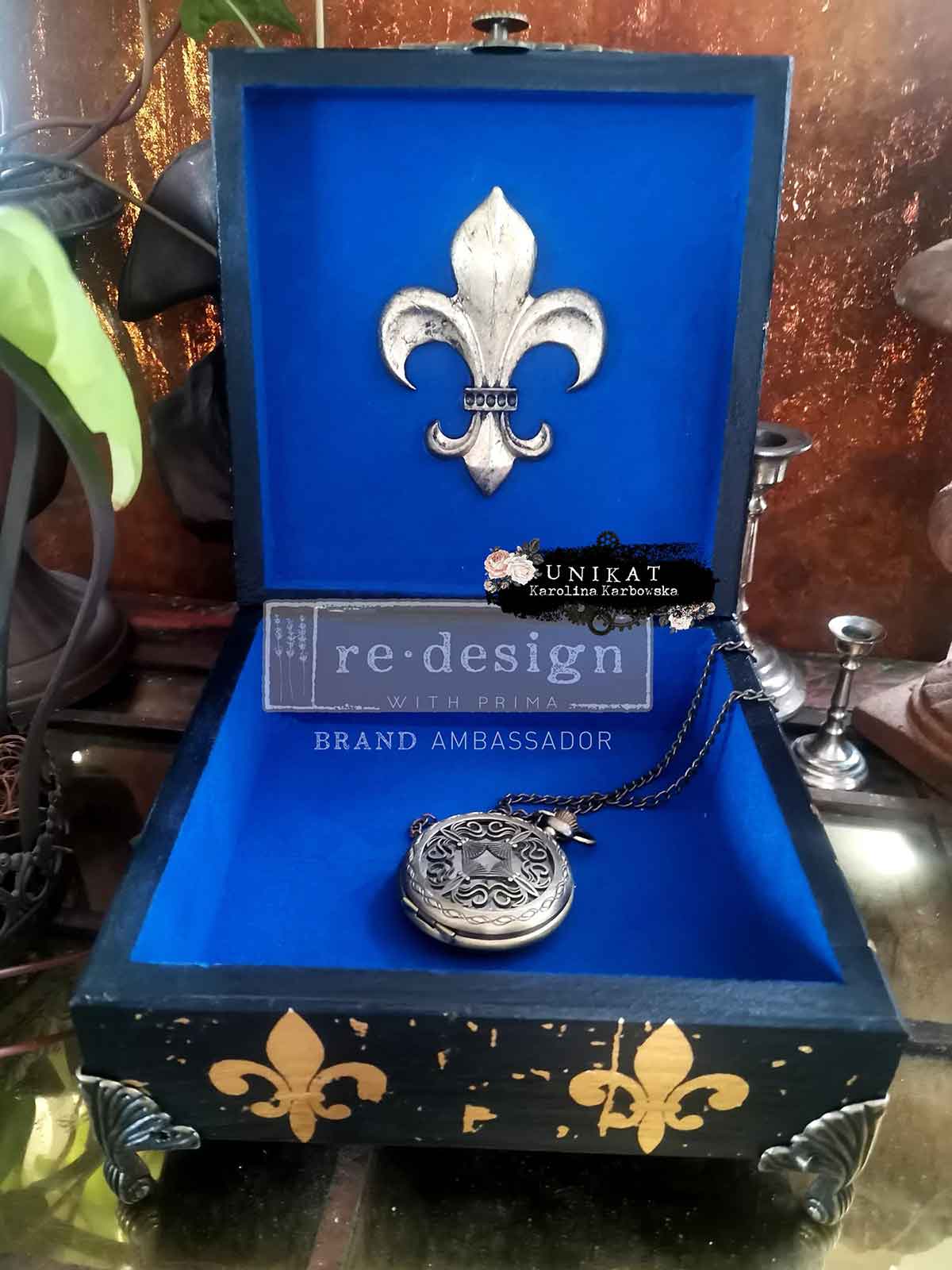 Fleur De Lis En Or - Silicone Decor Mould - Redesign with Prima - 5"x8"