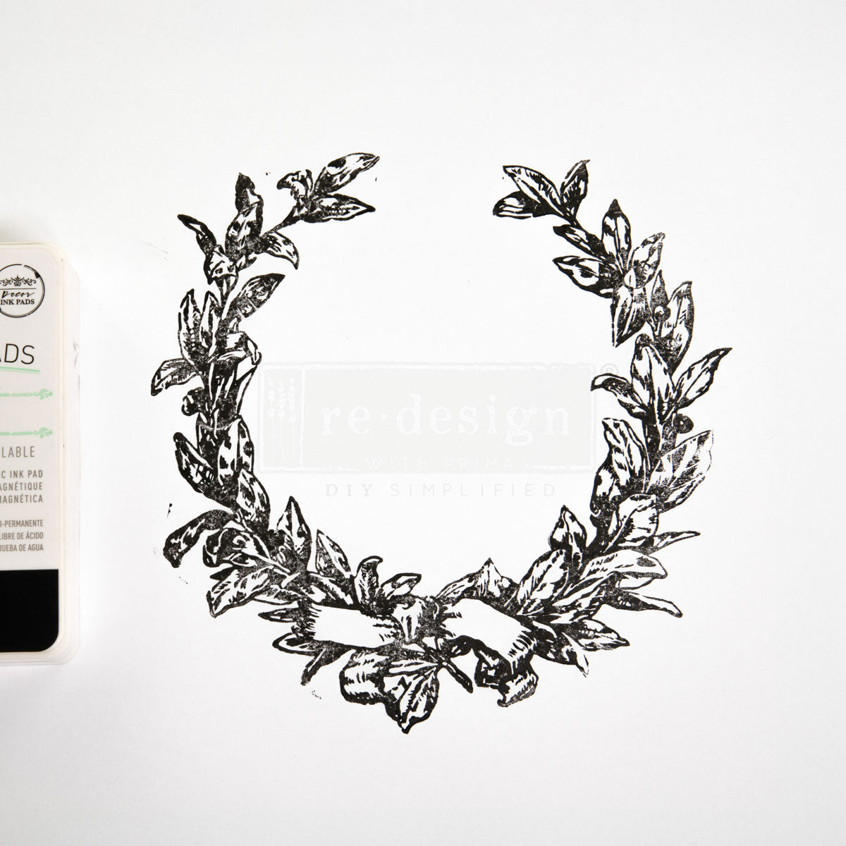 French Laurels – Decorative Wreath & Bee Décor Stamp – 12″x12″
