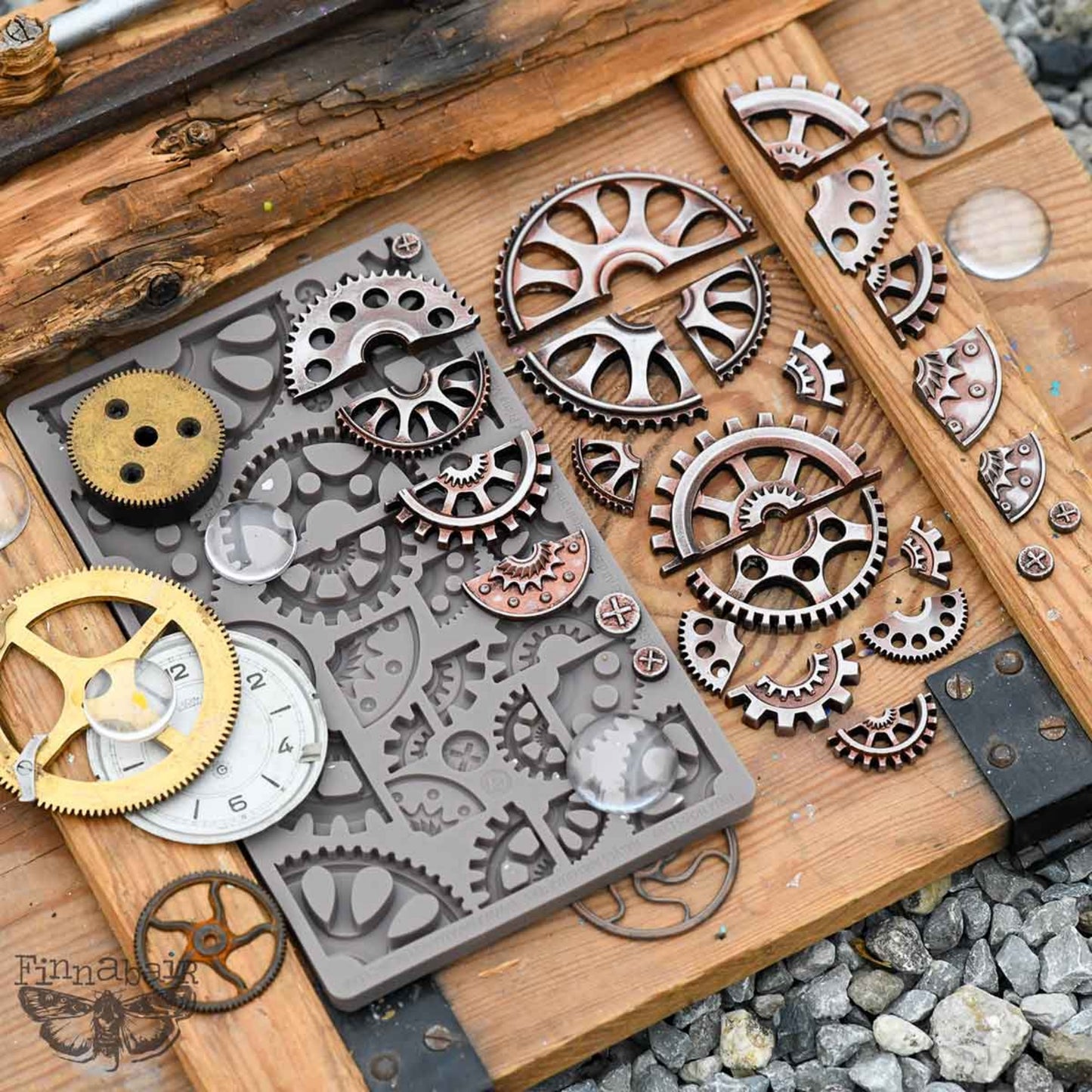 Finnabair Decor Moulds® – Halves And Quarters
