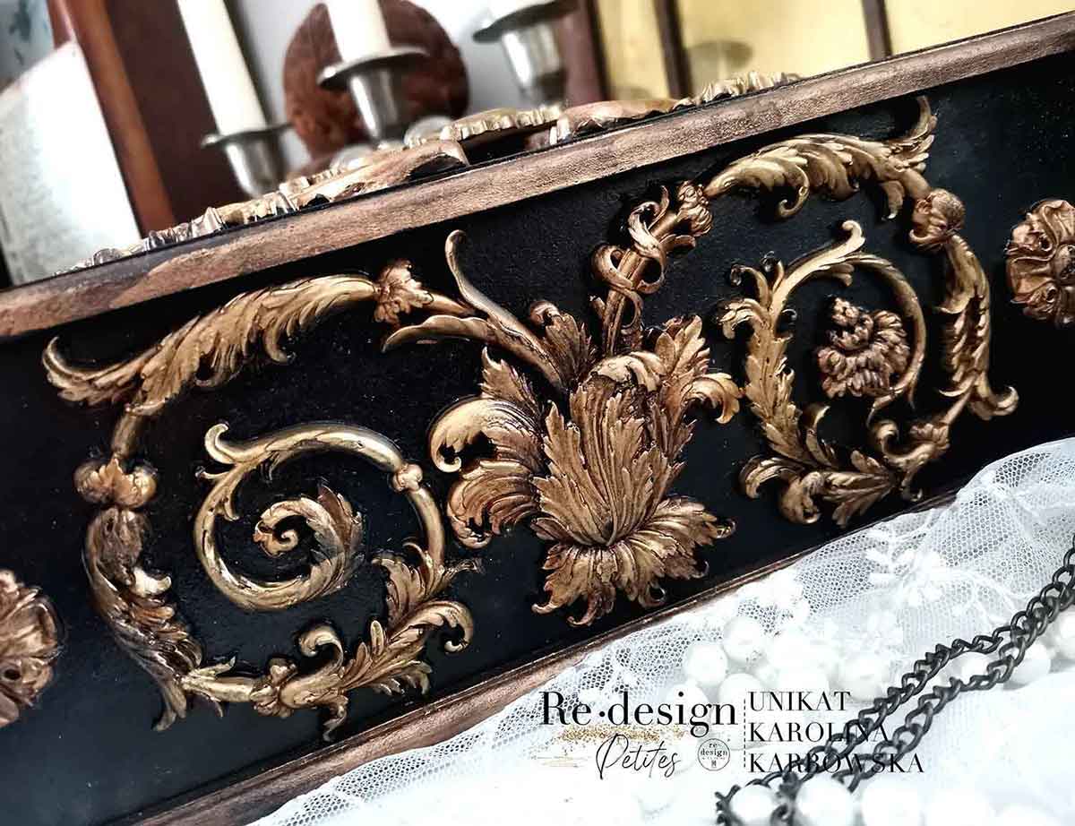 Salon Des Nobles – Ornate Scroll & Leaf Silicone Mould - Redesign with Prima - 5"x8"