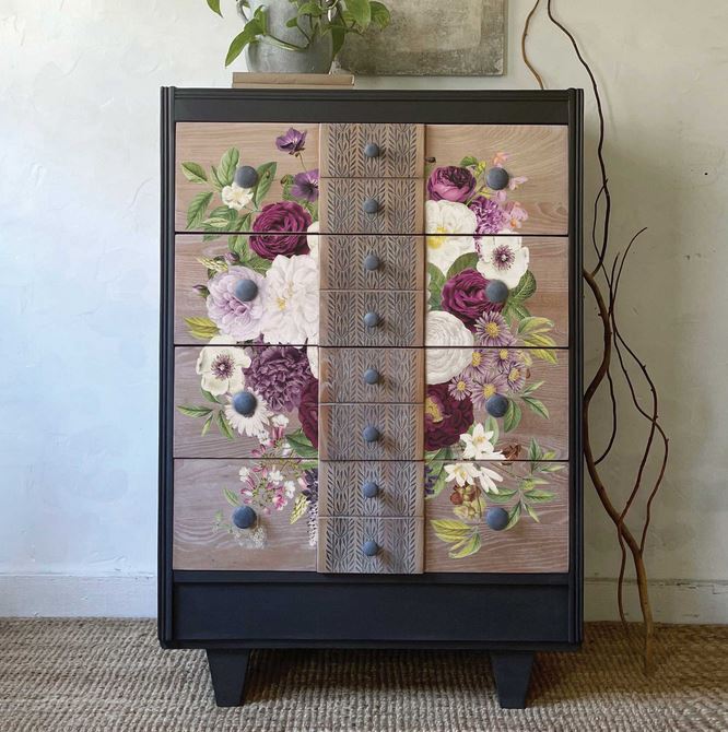 Meet Me In The Garden ~ Decor Transfers®