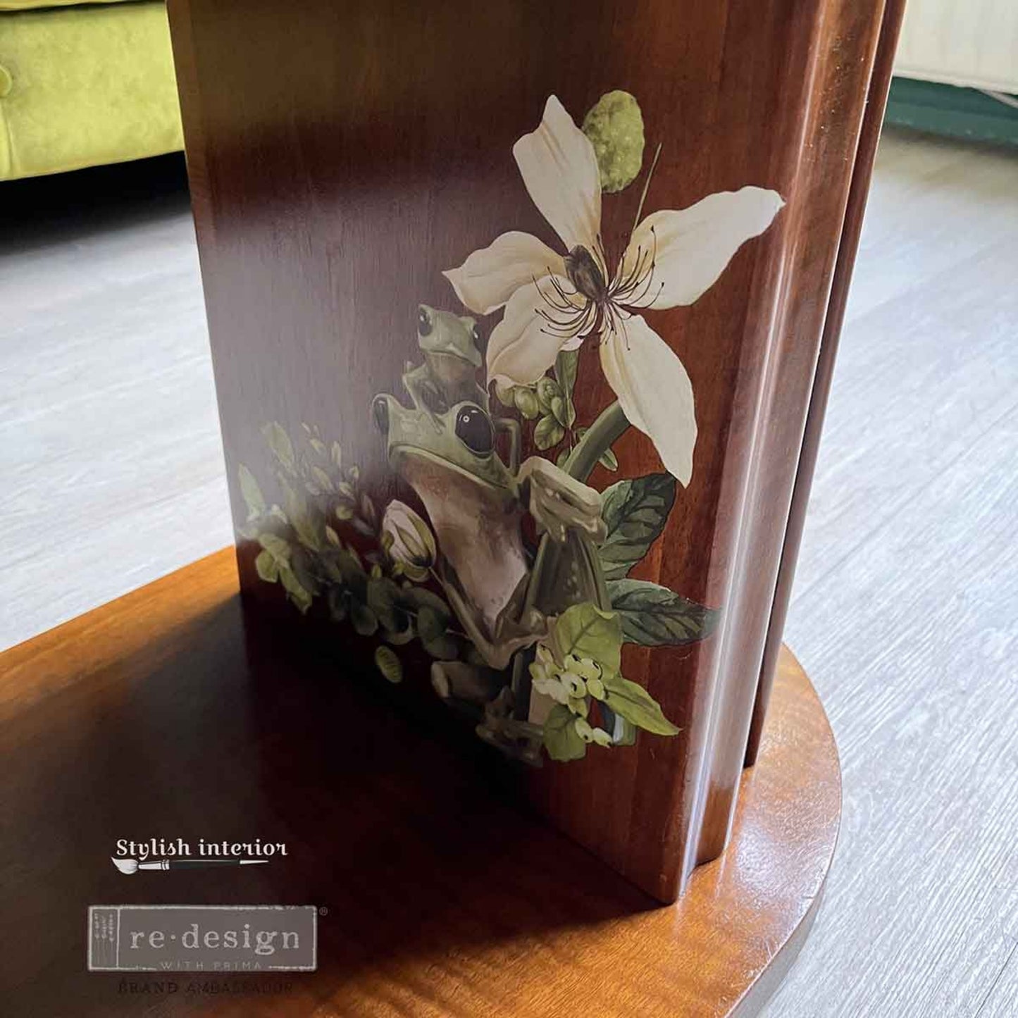 Froggy Meadow Greens - Large Redesign with Prima Decor Transfers®