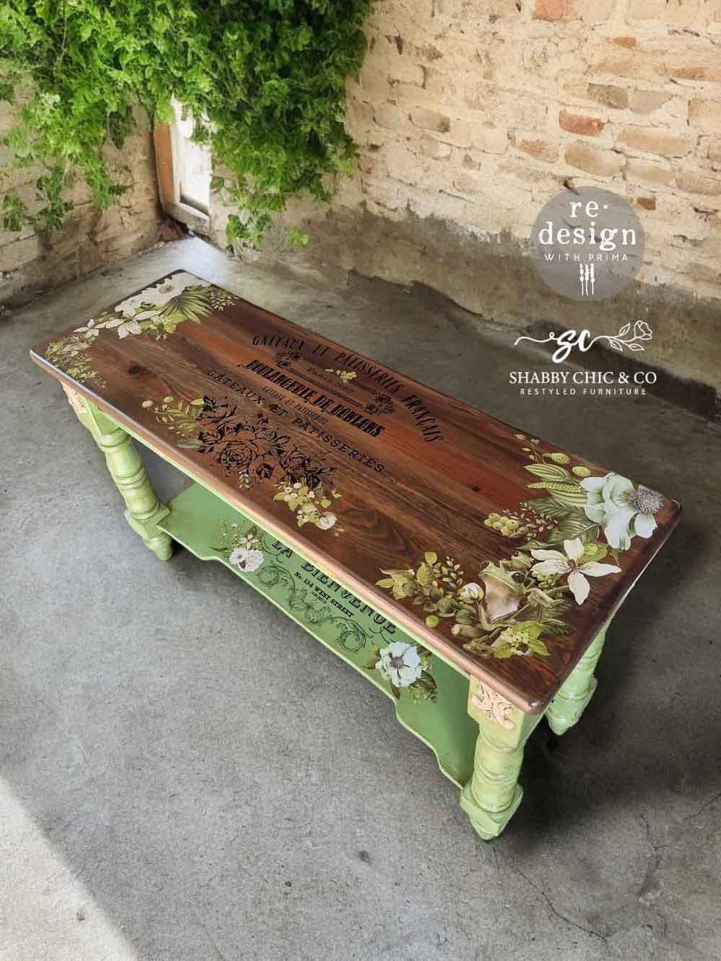 Froggy Meadow Greens - Large Redesign with Prima Decor Transfers®